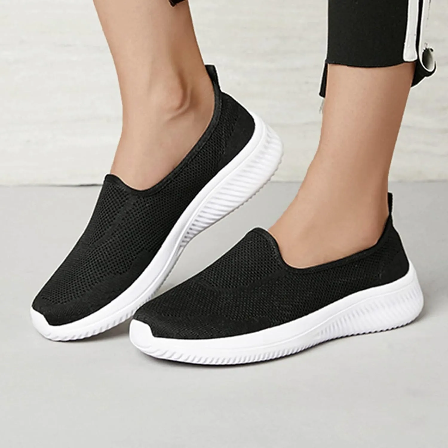 CsgrFagr Women Breathable Lace Up Shoes Flats Casual Shoes Unisex Lightweight Work Shoes Sporty Breathable Slip Work Trainers Yoga Shoes for Women Size 11 (Black, 7.5)