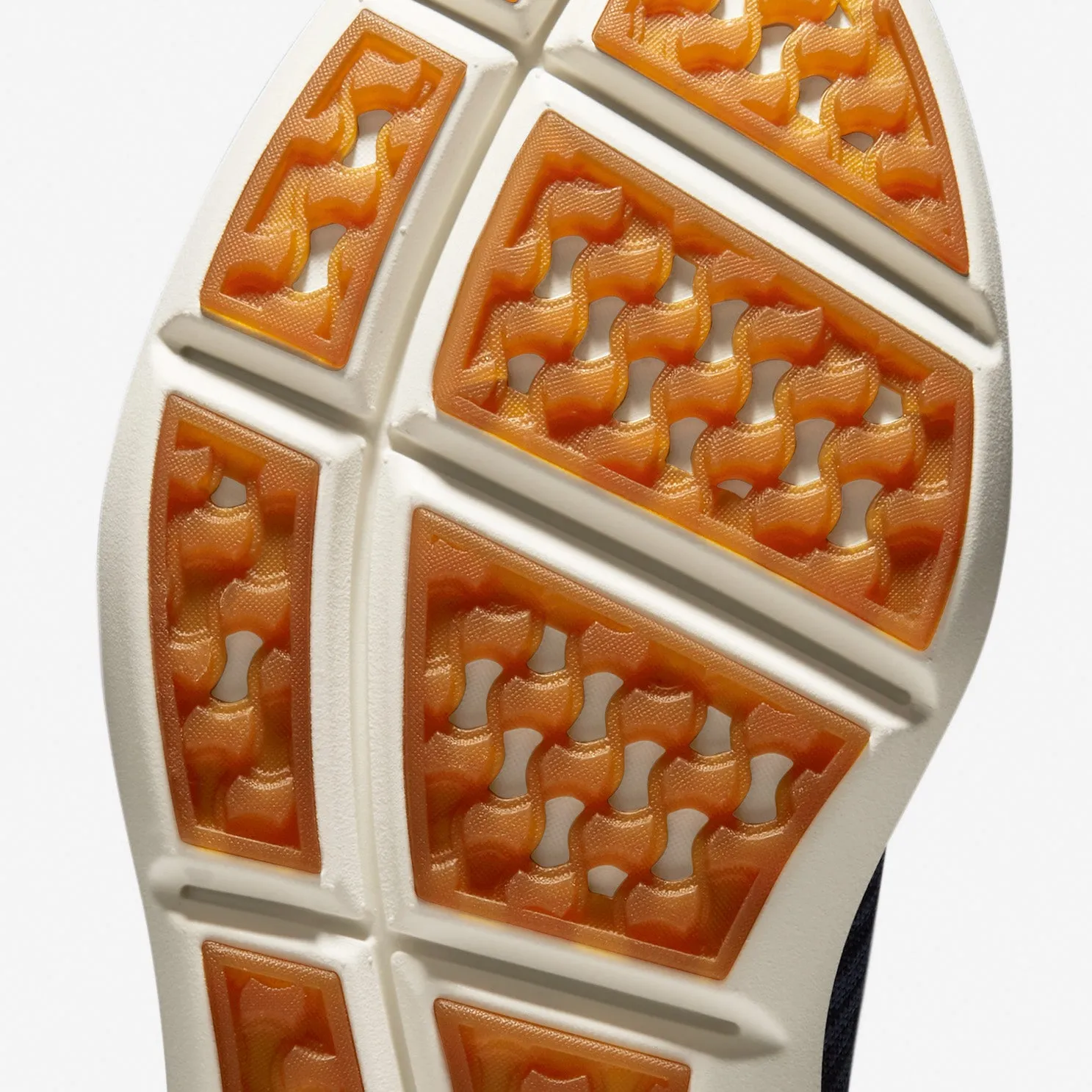 ZERØGRAND All-Day Runner