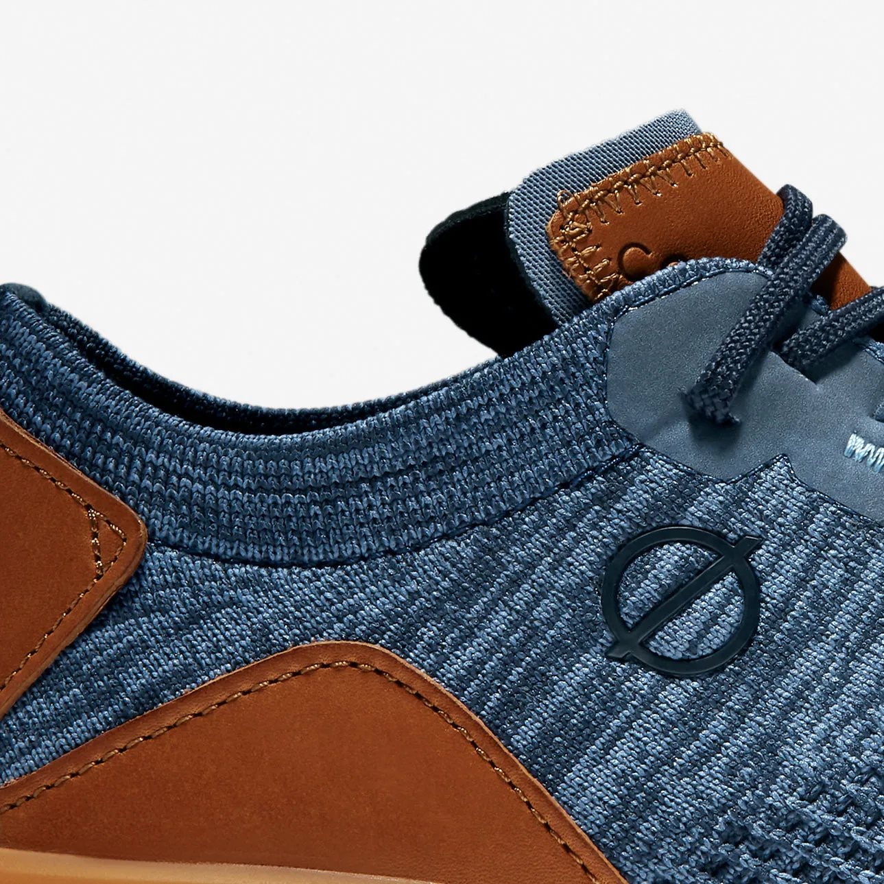 ZERØGRAND All-Day Runner